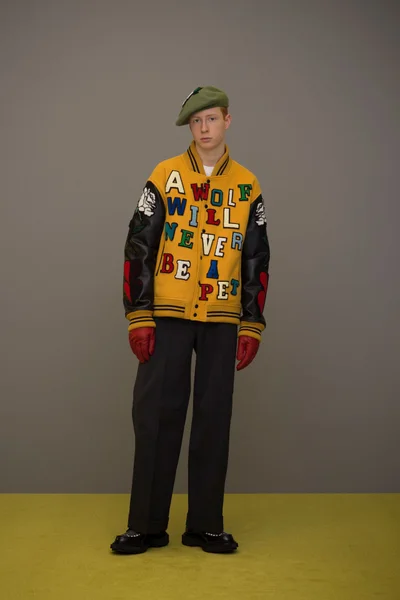 Look 52